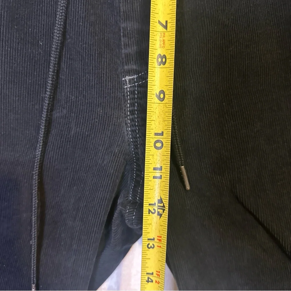 bdg urban outfitters black corduroy Black Women’s Pants Size‎ Large